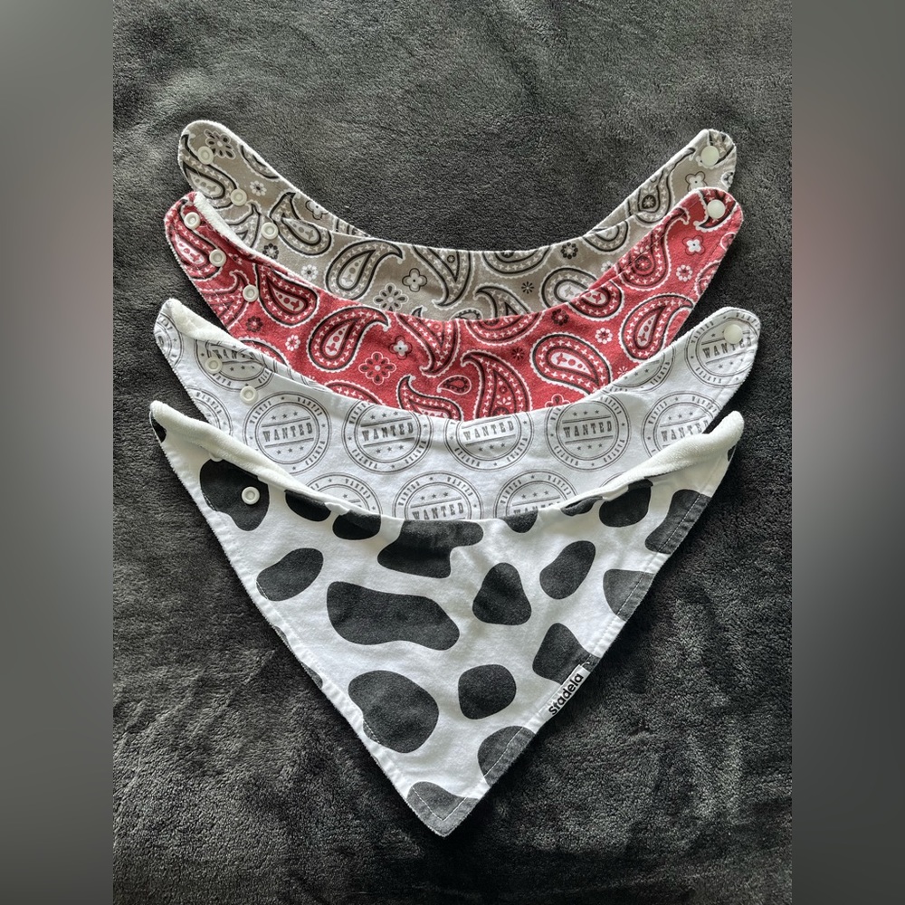 Stradela Bibs, never worn!